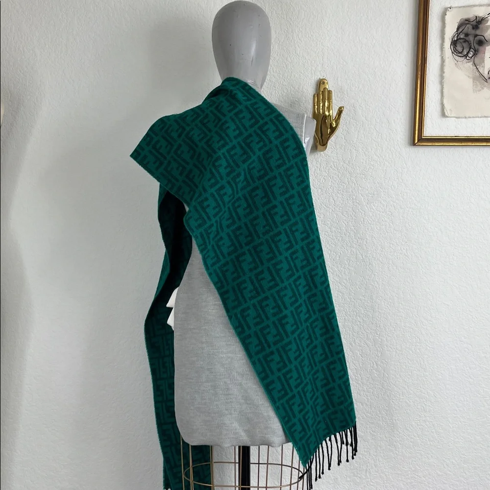 VTG Fendi Green Fringe Black Logo Scarf Wrap - Picture 8 of 8
